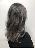 シルバー×グレージュ