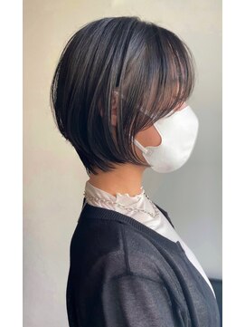 プリームヘアーホワイト(Pleame hair WHITE) 透け感ショートボブ