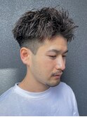 大人刈り上げスパイキーショート