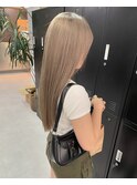 ブリーチなしダブルカラーレイヤーカットミルクティーベージュ