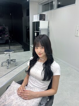 ジーナリア(Xena ria) 《rena》うる艶ブラック