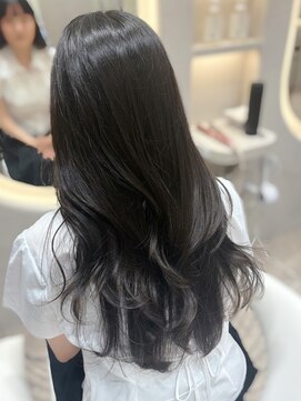 ロンド リリー 銀座(Lond Lily) ◆ 暗めカラー/レイヤーカット/マロンベージュ/くすみ/銀座