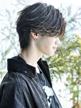 ジーナ 天神(Zina) フェザーショート