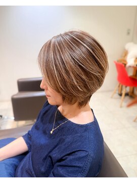 ステラバイケンジ(STELLA by KENJE) 白髪ぼかし細めハイライト30代40代50代グレージュ