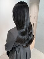 トリッカ シブヤ(TRICCA SHIBUYA)&nbsp;ロングレイヤー 艶カラー 透明感カラー 縮毛矯正 髪質改善 渋谷