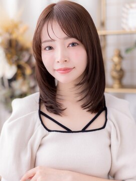 抜け感ハイレイヤーカットミディアムウルフa志木20代30代40代