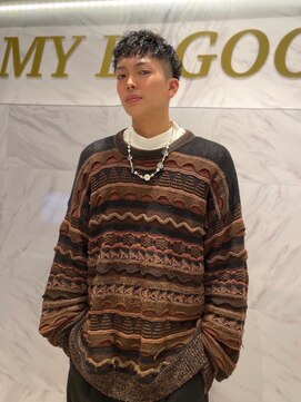 マイラグーン(MY LAGOON) ダブルカラー/メンズカット/白髪ぼかし/韓国風ヘア/髪質改善