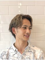 フォークロア(Folklore) 色気と爽やかさを両立したセンターパート