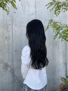 ヘアースペース レガッタ(hair space Regatta) 艶感ブルーブラック×ロング