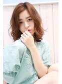 大人可愛いミディアムスタイル アースカラー