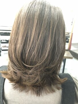 クレール(Claire) ミディアムレイヤー