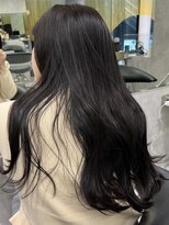 シティ(CITY)&nbsp;ブルーブラック　韓国ヘア　ブリーチなしカラー