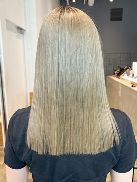 アイティーバイアルバム 藤沢店(IT by ALBUM) エモージュ美髪フレンチカジュアルグレージュカラー_ba489761