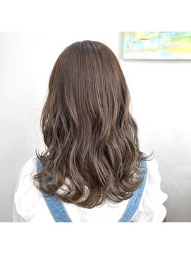 ハーツ(Heart's) 白髪ぼかし脱白髪染め似合わせショートボブ40代50代60代♪