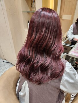 プアメリア 名古屋(Puamelia) 縮毛矯正髪質改善切りっぱなしレイヤーイヤリングカラー白髪染め