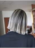 切りっぱなしボブ×バレイヤージュカラー