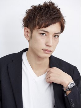 幅広い世代から支持を得ているサロン*男性ならではのお悩みも相談しやすい、再現性の高いスタイルをご提供!