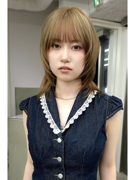 レコ 渋谷(LECO) 顔まわりレイヤーカットハイトーンベージュミルクティーカラー