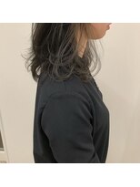 キー(kii)&nbsp;スモーキーグレー　インナーカラー　福岡　天神　今泉　薬院