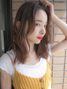 ルティア 池袋(Lutia) ゆるふわウェーブのミディパーマ