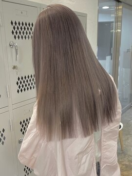 サンク 原宿 表参道(cinq) ダブルカラー/ケアブリーチ/インナーカラー/ハイライト[原宿]