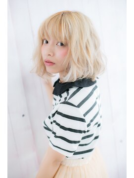 ミック ヘアアンドメイク アップ 駒込店(miq Hair&Make up) ホワイトブリーチｘゆるふわミディで大人ガーリー♪c1