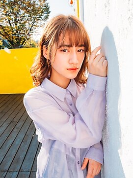 アデリタ(Adelita) ふんわりミディ