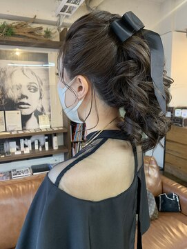 コレット ヘアー 大通(Colette hair) ポニーテール