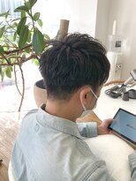 ヘッズ 本八幡店(HEADS)&nbsp;MEN'S HAIR  センターパート　ツイストスパイラル　コンマヘア