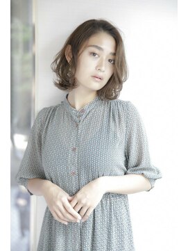 アフロディーテ ギンザ 秋葉原店(APHRODITE GINZA) 外ハネボブ/グラデーションカラー/ペールベージュ/秋葉原