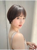すっきりストレートショートヘア透明感ブラウンカラー【中居】