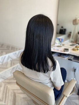 ウル(ulu) ネイビーアッシュ