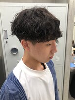 再現性高い波巻きスパイラルパーマ×刈り上げマッシュ