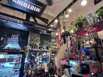 ミッドタウン ヘアーラインズ(MIDTOWN HAIRLINES)の写真/【関内・日本大通り】4席のみの小規模サロン。髪の悩みをお持ちの方はぜひ一度ご相談ください☆