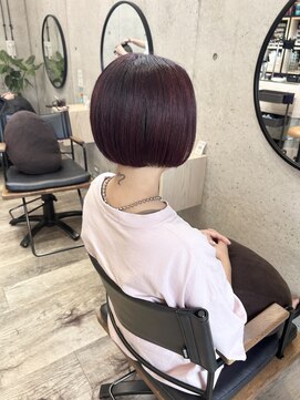 ヘアメイク ゼロ(0) ボブ×ワインレッド