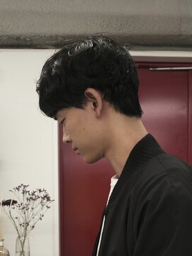 ヌーヴ(Nu:v) メンズパーマ