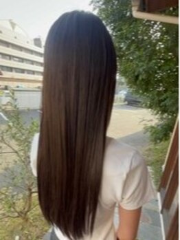 うねり・広がり・クセが気になる…そんな方にオススメ！髪のお悩みを解決して、自然なストレートヘアに♪