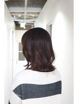 ミディアムボブ