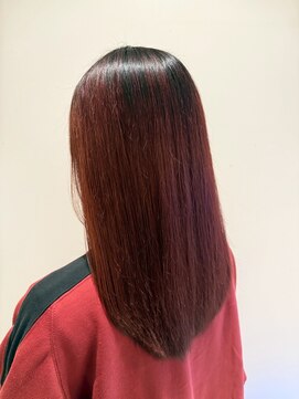 冬にぴったりウォームボルドー×艶感ストレート