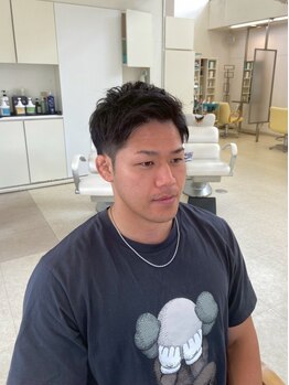 Hair make Lucius【2月上旬NEW OPEN予定】の写真/骨格補正カットで朝のセットが簡単に決まる。育毛促進スパで頭皮から整え、清潔感ある好印象ヘアへ。