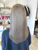 シェル 津山の手店(shel)&nbsp;10代20代ブリーチあり柔らかグレージュカラー透明感