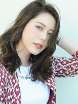 カルフール ロコ 草加西口店(Carrefour LOCO)&nbsp;☆LOCO☆センターパートでルーズな無造作ミディ