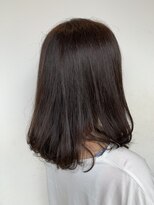 ヴィコロ(vicolo) 収まりカット×アッシュブラウン