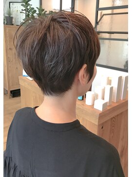 クッカ(kukka) 【kukka 楠　留美】ナチュラルショート