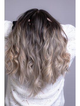 メリア(MELIA) バレイヤージュ