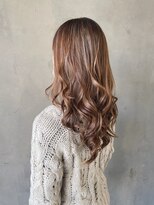 シェリー(Cherie) ロンググレイカラーハイライト