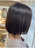 丸みショートBob×プラチナアッシュ