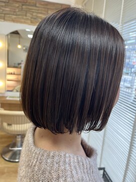 バイエイト 野並店(By Eight) 丸みショートBob×プラチナアッシュ