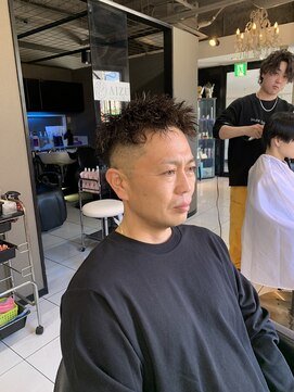 アイズ 海老名(AIZU) ツイストパーマ　ツイストスパイラルパーマ　ジェットモヒカン