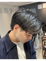 マノハル(MANOHARU)&nbsp;黒髪センターパート